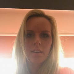 Picture of Samantha James
