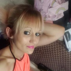 Picture of Nikki West