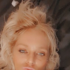 Picture of Ella Bleu